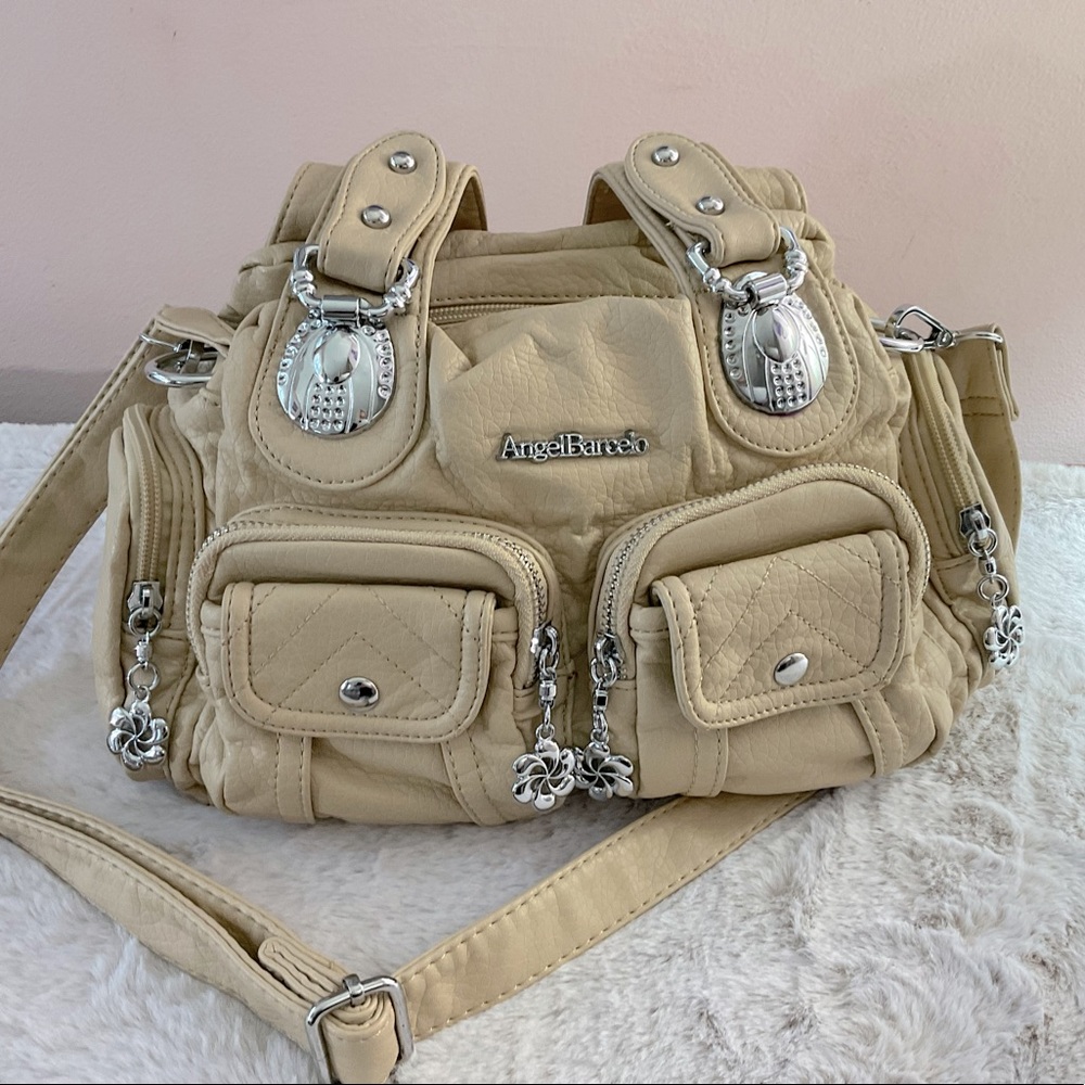 Angel Barcelo shoulder bag in tan, gently used